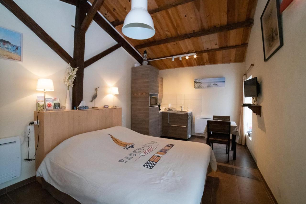 Au Passage Du Gois Bed & Breakfast Beauvoir-sur-Mer Exterior photo